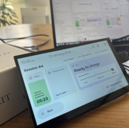 Test de l'UI sur l'écran final de l'appareil